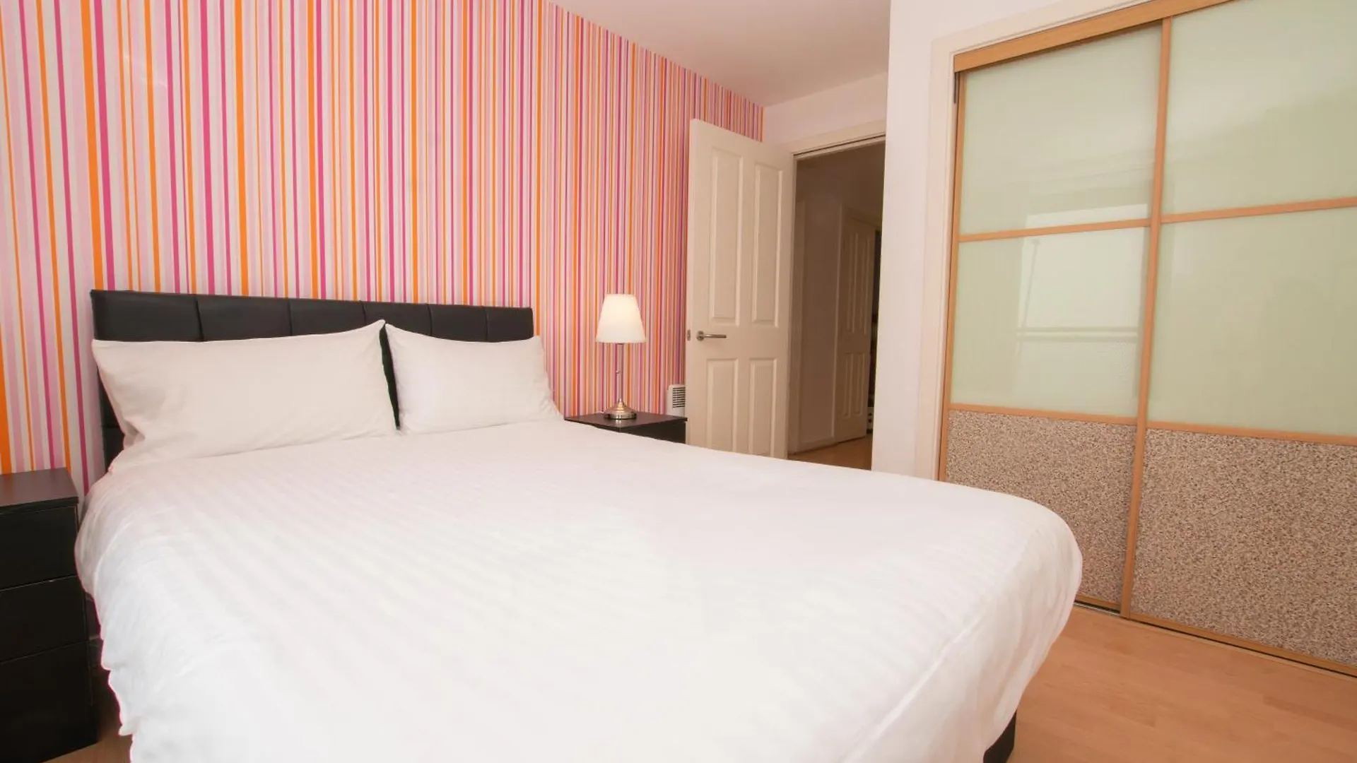 Blue Harbour Apartments Edimburgo